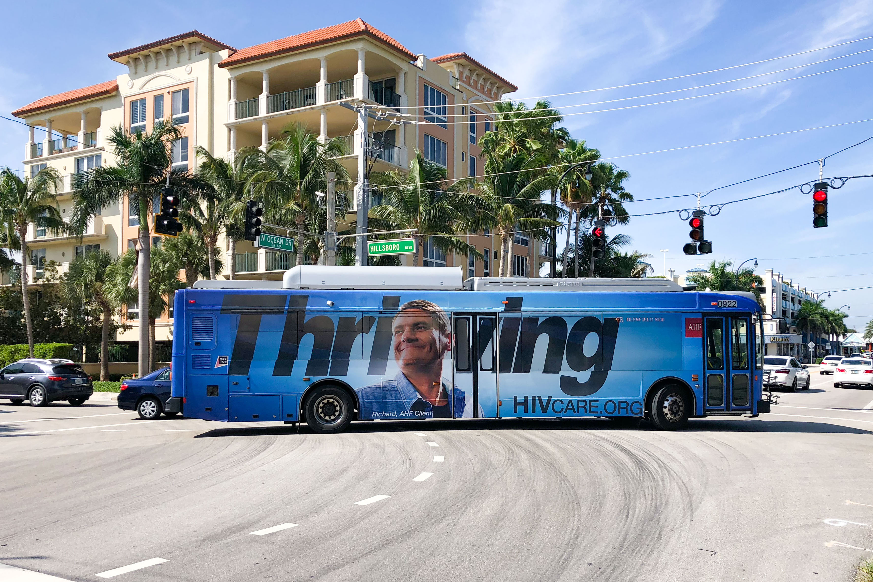 Outdoor and Bus Advertising in Fort Lauderdale | Vector ...